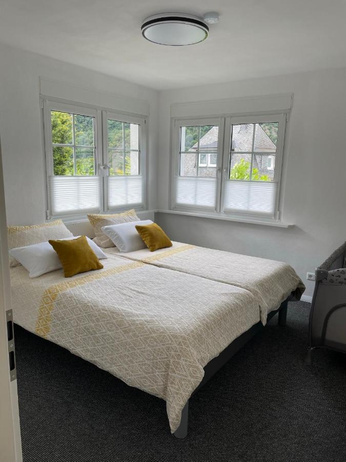 Haus Uebernachtenswert Cochem Mosel Екстериор снимка