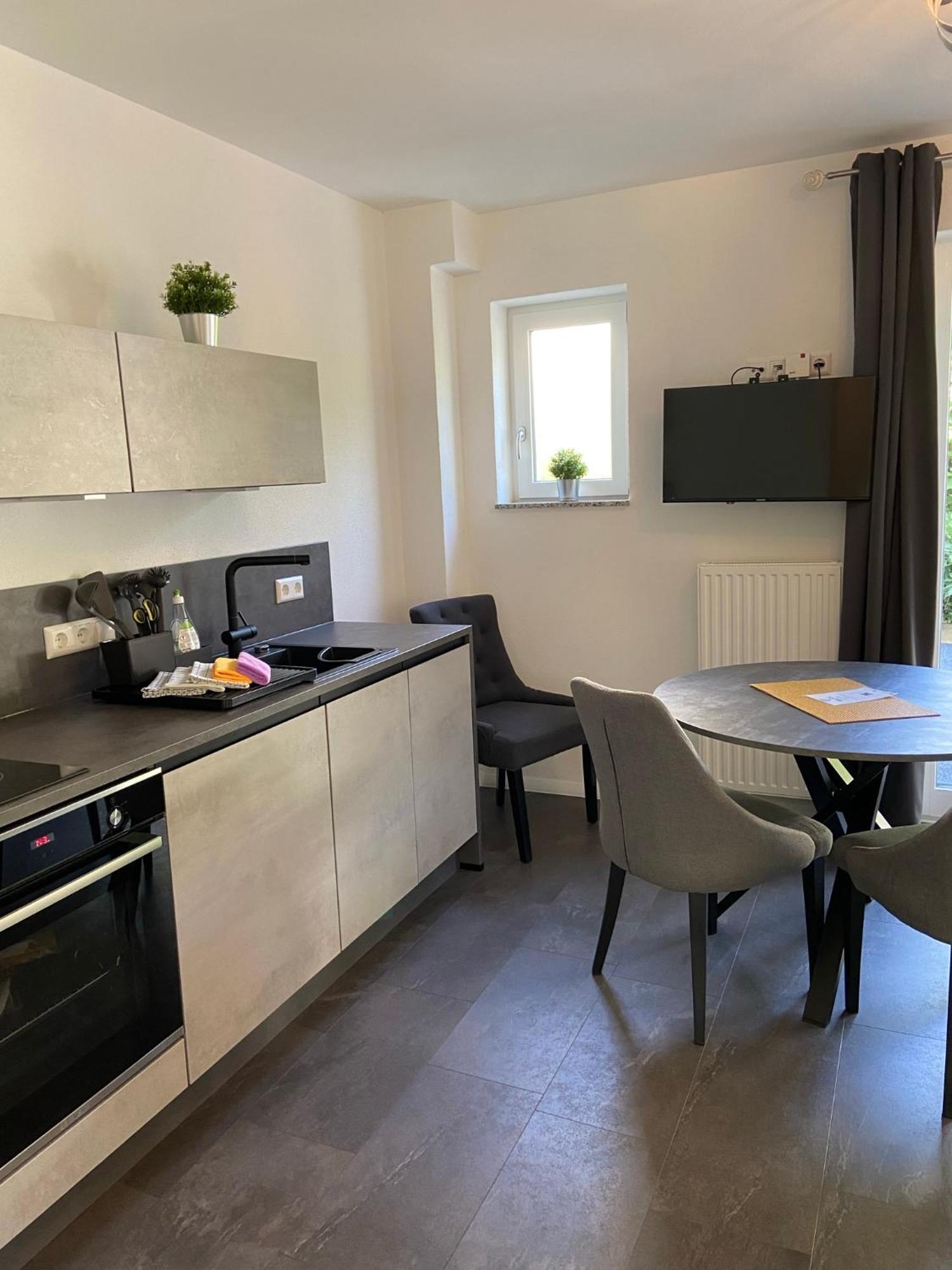 Haus Uebernachtenswert Cochem Mosel Екстериор снимка