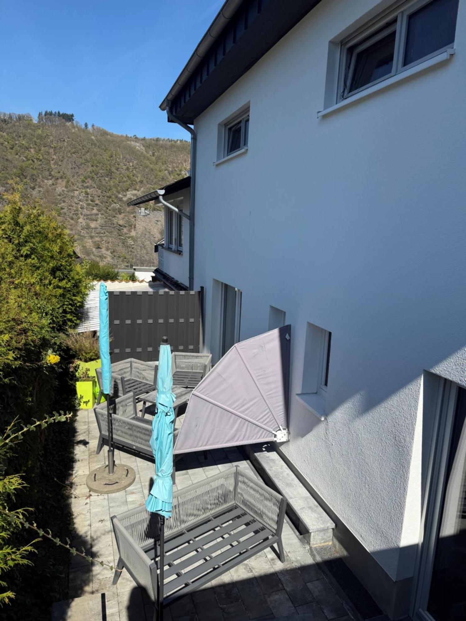 Haus Uebernachtenswert Cochem Mosel Екстериор снимка