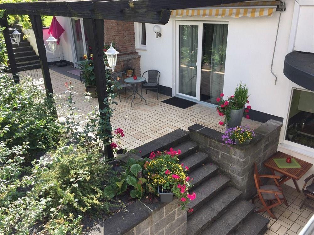 Haus Uebernachtenswert Cochem Mosel Екстериор снимка
